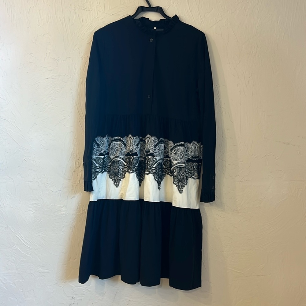 Indies, long sleeve laced Woman dress